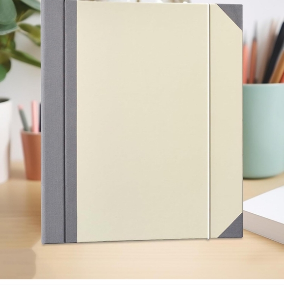 Folder for important documents - Picture 5 of 12